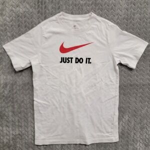 Nike Tee Kids Size XL AR5249-100 "Just‎ Do It" Black White W/ Red Swoosh Womens